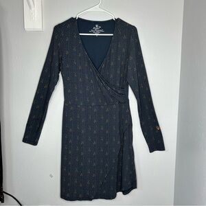 Kuhl Anya organic cotton faux wrap mini dress in nightfall print small winter